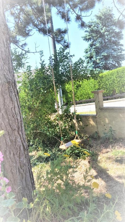 Gland Chambre En Rez De Jardin מראה חיצוני תמונה