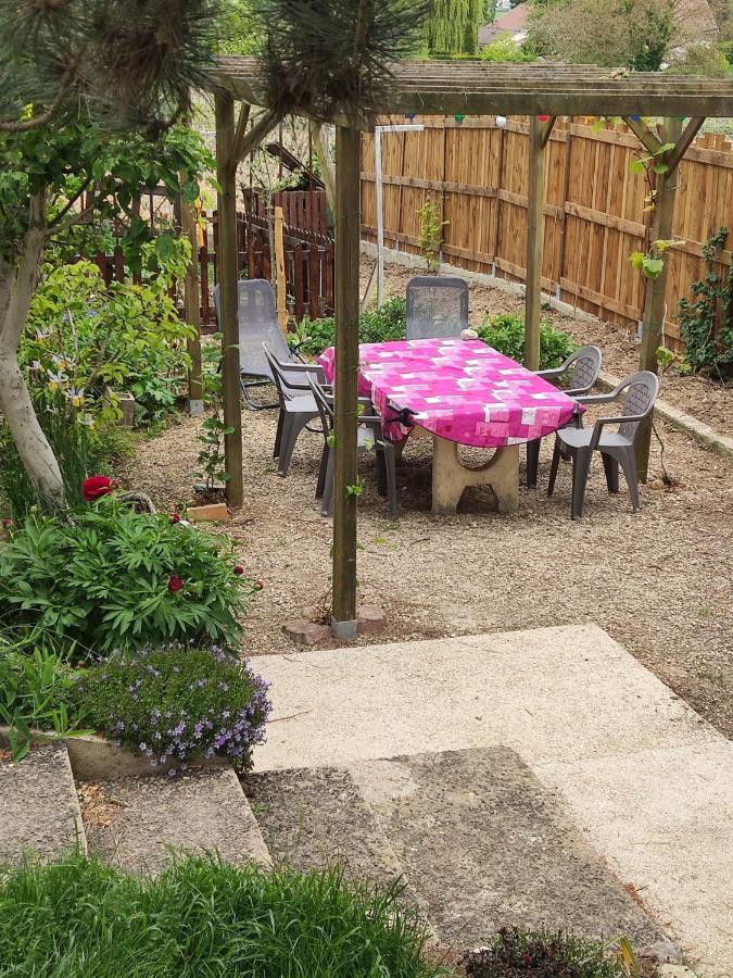 Gland Chambre En Rez De Jardin מראה חיצוני תמונה