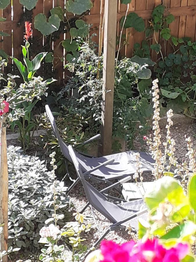 Gland Chambre En Rez De Jardin מראה חיצוני תמונה